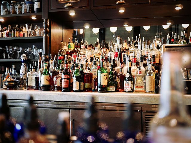 alcoholic-beverages-1845295__480